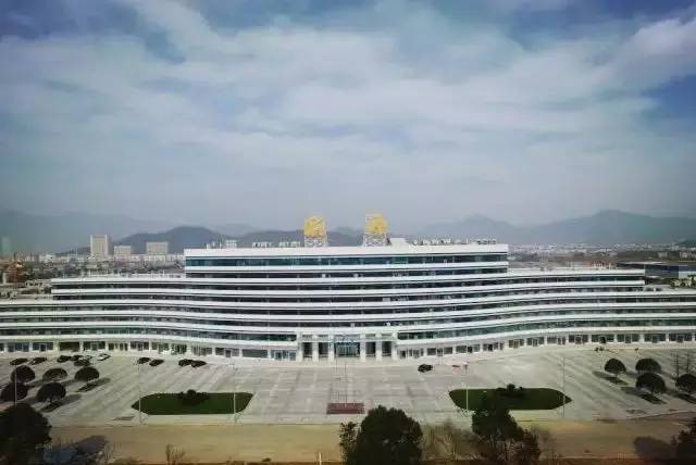 热烈祝贺临海市汽车客运总站投入启用(图3)