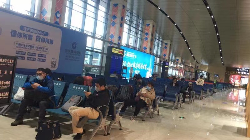 中缅边境临沧机场大洋椅业旅客座椅实景图(图1)