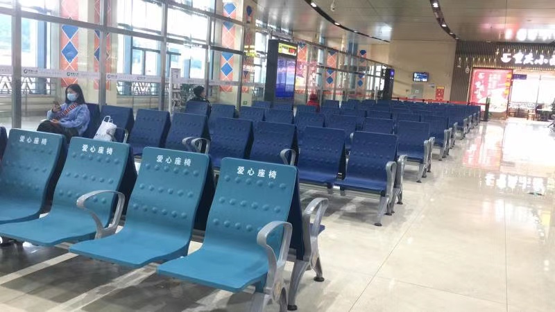 中缅边境临沧机场大洋椅业旅客座椅实景图(图6)