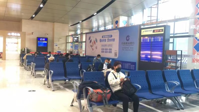 中缅边境临沧机场大洋椅业旅客座椅实景图(图5)